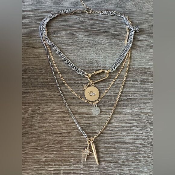 Chic Gold and Silver Layered Necklace A1442 - Picture 3 of 6